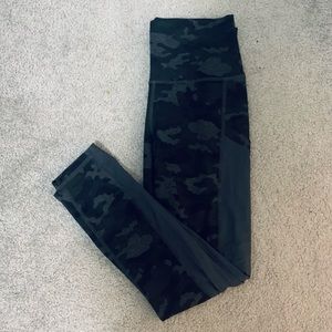 Fabletics camo Mila leggings